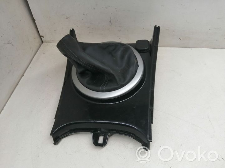 Mazda CX-7 Contour de levier de vitesses EH6464341