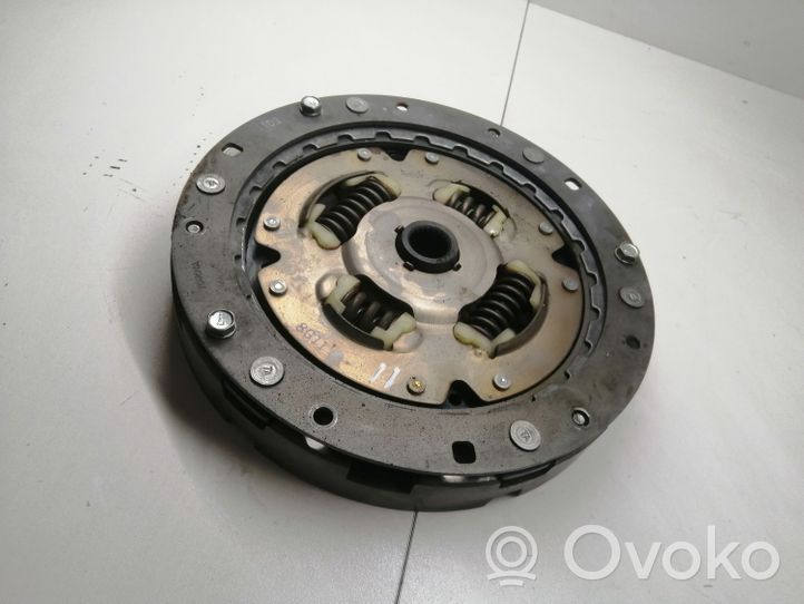 Toyota Auris E180 Disque d'embrayage 8G11