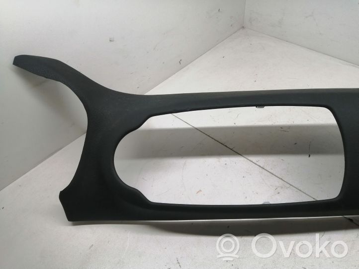 Toyota Yaris Panneau de garniture tableau de bord 554700D090