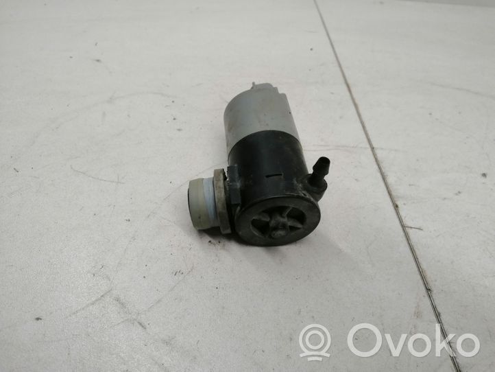 Toyota Auris E180 Pompe de lave-glace de pare-brise 30892