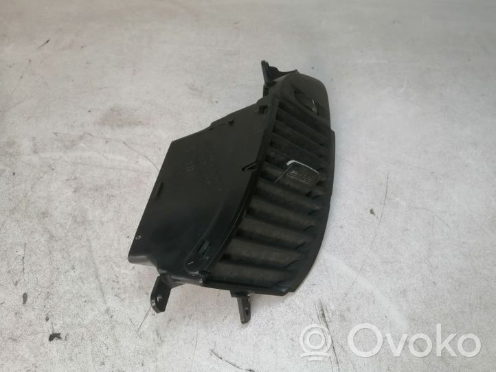 Hyundai ix20 Griglia di ventilazione centrale cruscotto 712