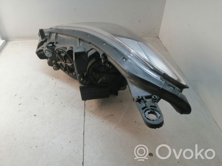 Hyundai i30 Faro/fanale 92102A6020