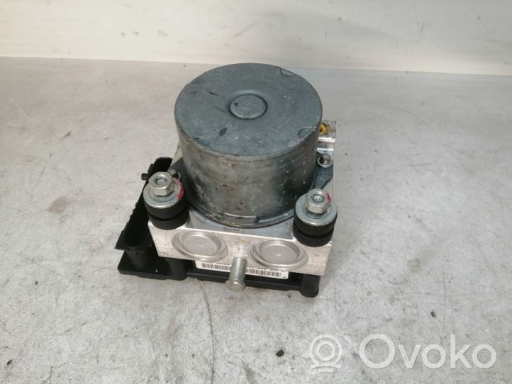 Toyota Aygo AB10 ABS-pumppu 445100H010