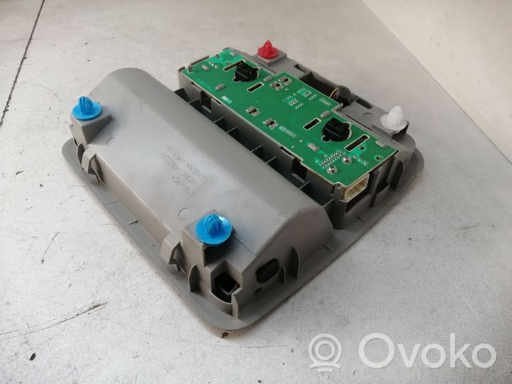 Toyota Auris E180 Illuminazione sedili anteriori 8126002580