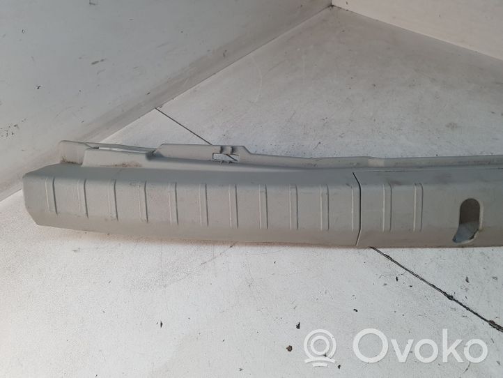 Toyota Prius (XW30) Osłona pasa bagażnika 6471647030