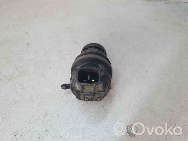 Toyota RAV 4 (XA40) Pompe de lave-glace de pare-brise 8533060190