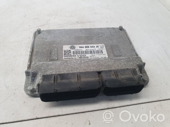 Volkswagen Golf VI Sterownik / Moduł ECU 06A906033JK