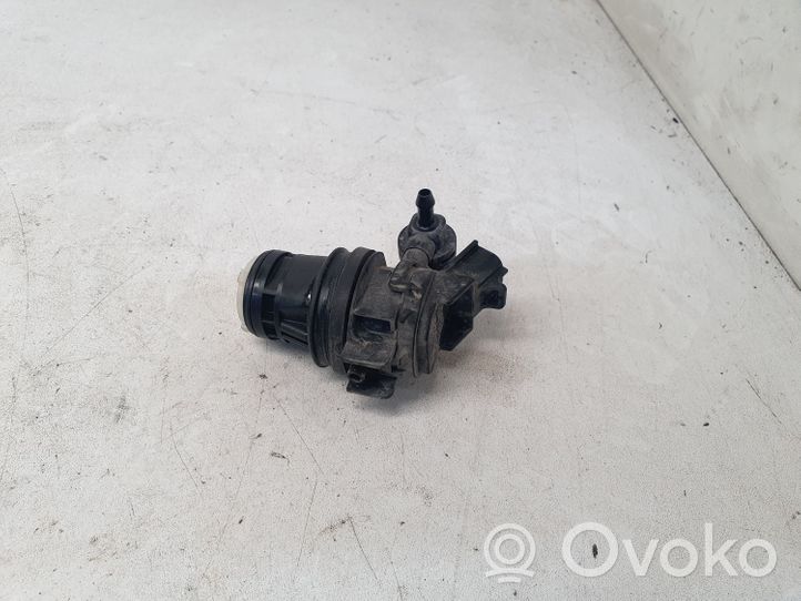 Toyota RAV 4 (XA40) Žibintų apiplovimo skysčio siurbliukas 8533042010