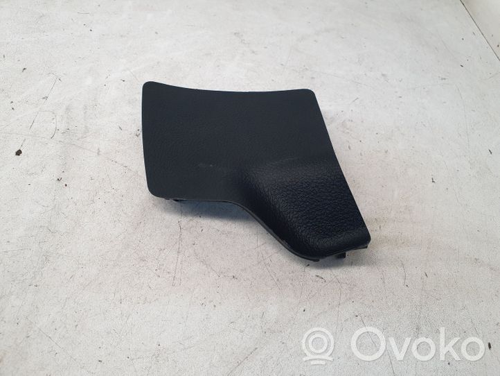 Toyota Auris E180 Takaluukun koristelista 6784802020