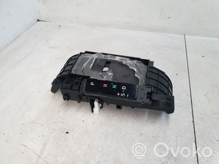 Toyota RAV 4 (XA40) Indicatore di cambio marcia 76H017