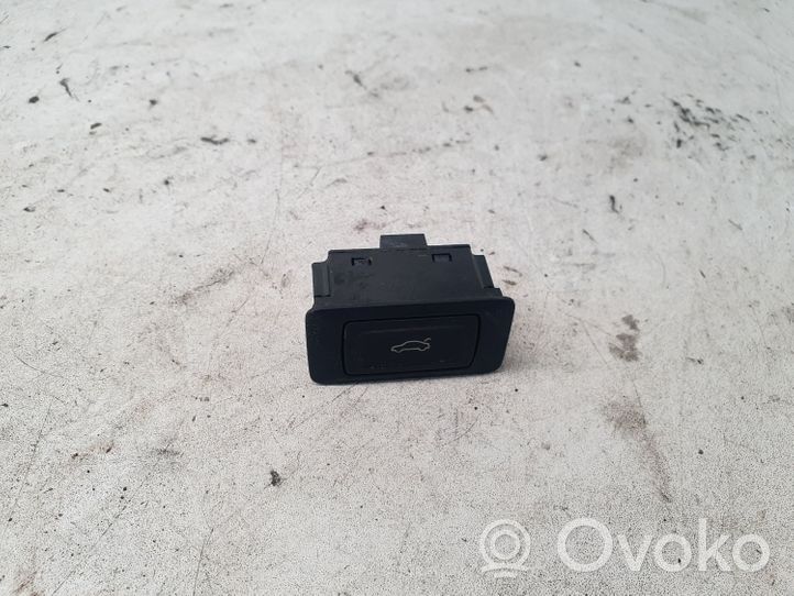 Audi A1 Tailgate/boot open switch button 4G0959831A