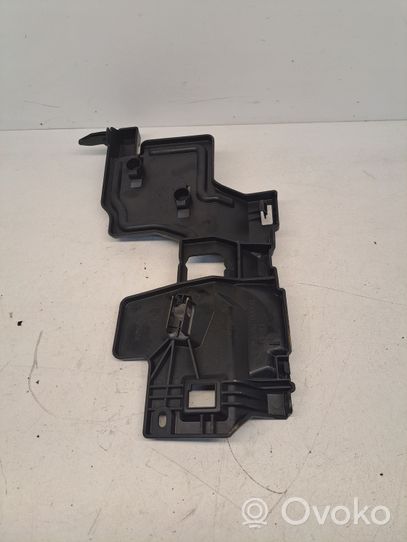 Toyota Yaris Garniture panneau inférieur de tableau de bord 556060D050