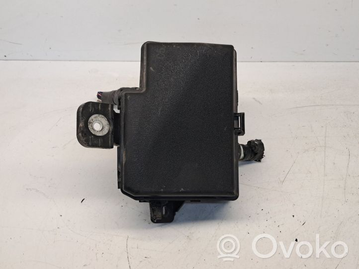 Toyota Yaris Boîte à fusibles 821150DQ50C