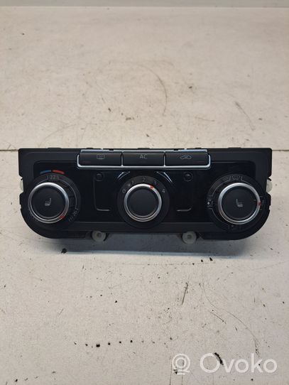 Volkswagen Golf VI Panel klimatyzacji 789843