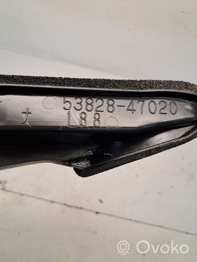 Toyota Prius (XW20) Fender end trim 5382847020