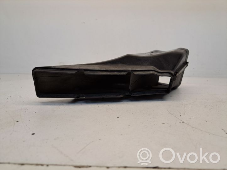 Audi A6 S6 C6 4F Oro paėmimo kanalo detalė (-ės) 4F0129521