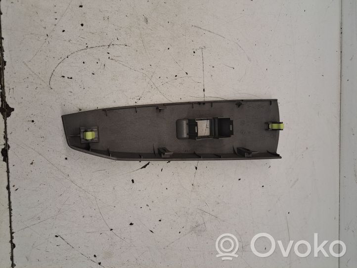 Toyota Prius (XW20) Rivestimento pulsantiera finestrino della portiera posteriore 7427247050