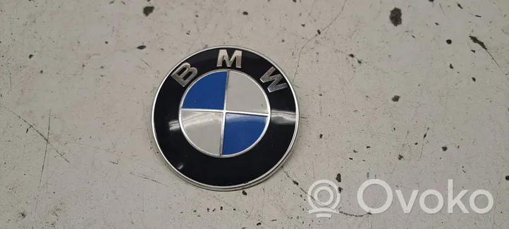 BMW 3 E90 E91 Logo, emblème de fabricant 1033410