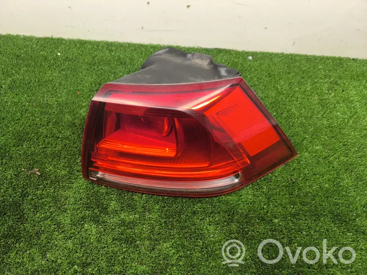 Volkswagen Golf VII Lampa tylna 5G0945096