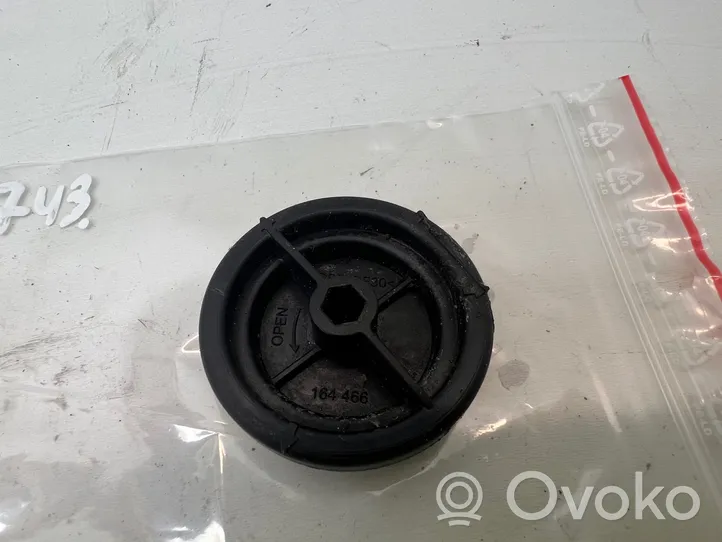 BMW 5 E60 E61 Osłona żarówki lampy przedniej 164466