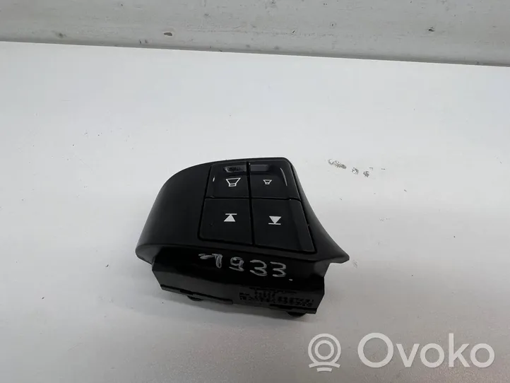 Volvo V50 Interrupteur / bouton multifonctionnel 8637491