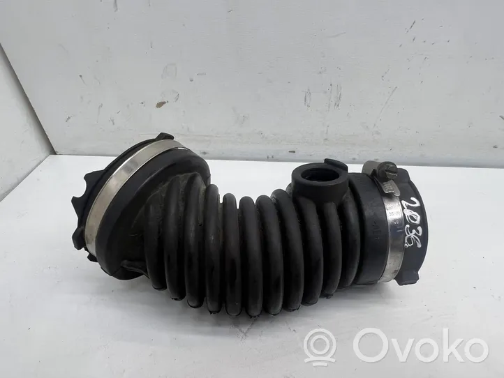 Opel Astra J Oro paėmimo kanalo detalė (-ės) 13259221