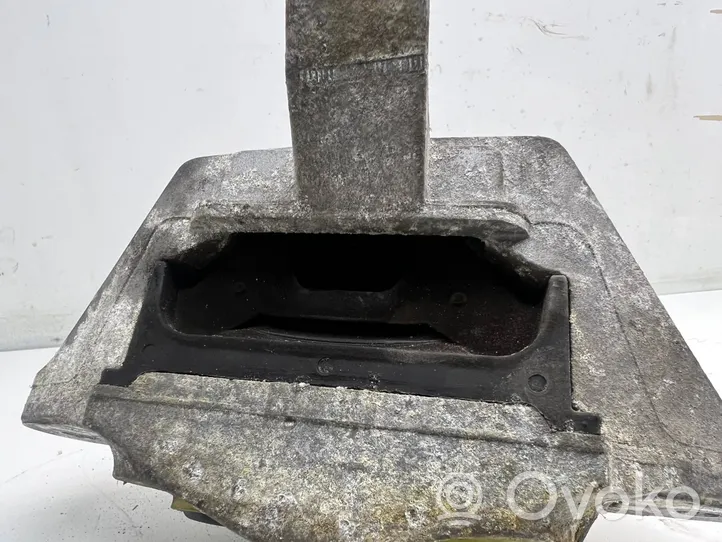 Opel Astra J Supporto di montaggio del motore 13248544