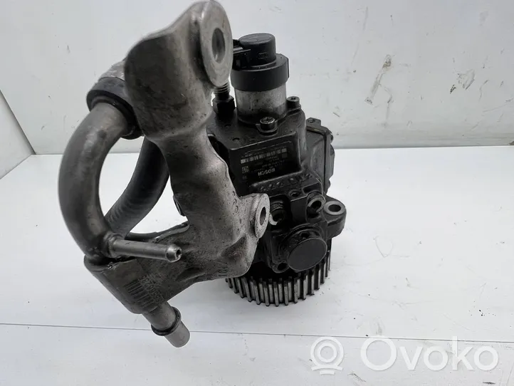 Opel Astra J Fuel injection high pressure pump 55571005