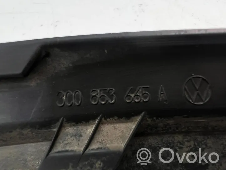 Volkswagen PASSAT B6 Etusumuvalon ritilä 3C0853665A