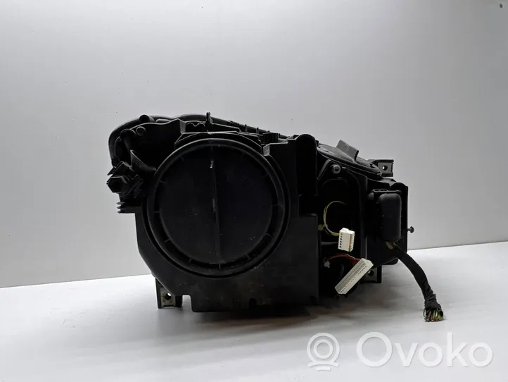 BMW 6 F12 F13 Lampa przednia 7222085