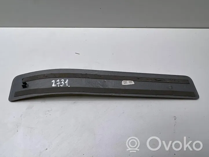 Mercedes-Benz C W204 Rear sill trim cover A2046800235