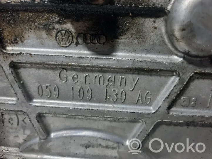 Audi A5 Sportback 8TA Otros repuestos del compartimento del motor 059109130AG