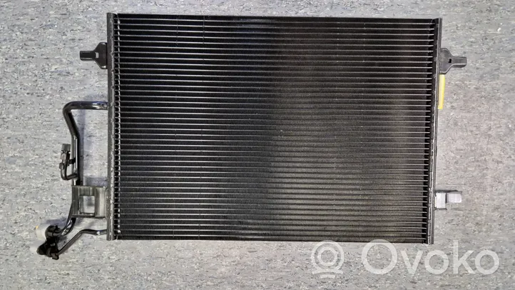 Volkswagen PASSAT B5.5 Gaisa kondicioniera dzeses radiators 3B0260401A