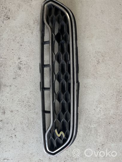 Mini Cooper Countryman F60 Grille calandre supérieure de pare-chocs avant 