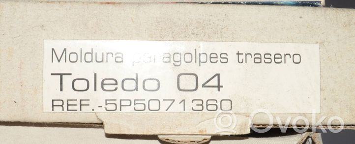 Seat Toledo III (5P) Protector del borde del maletero/compartimento de carga 5P5071360