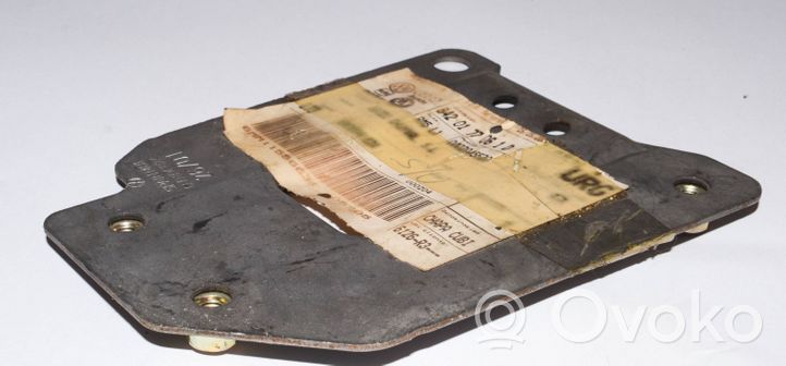 Volkswagen Polo III 6N 6N2 6NF Vassoio scatola della batteria 6n0804182a