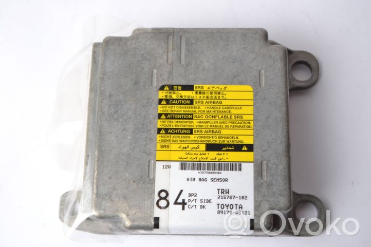 Toyota Avensis T270 Oro pagalvių valdymo blokas 89170-05121