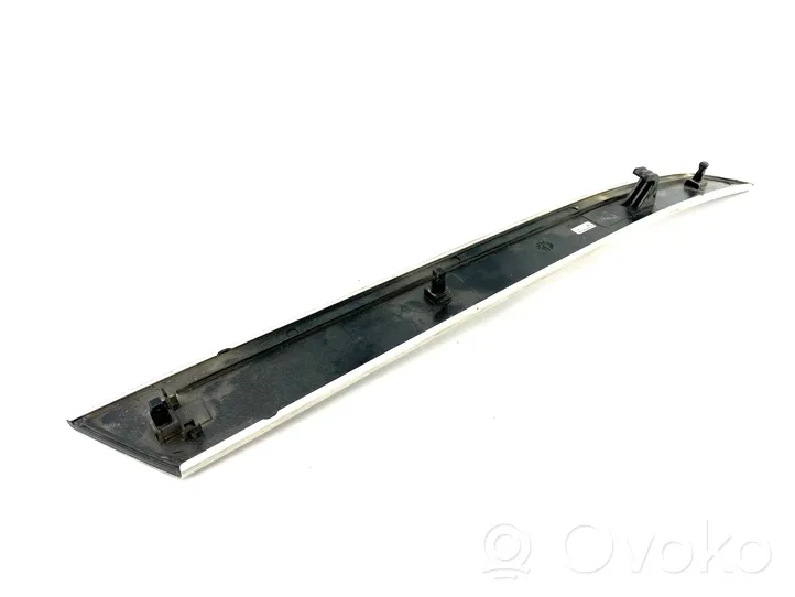 Audi A6 S6 C6 4F Baguette moulure de porte arrière 4F0867420