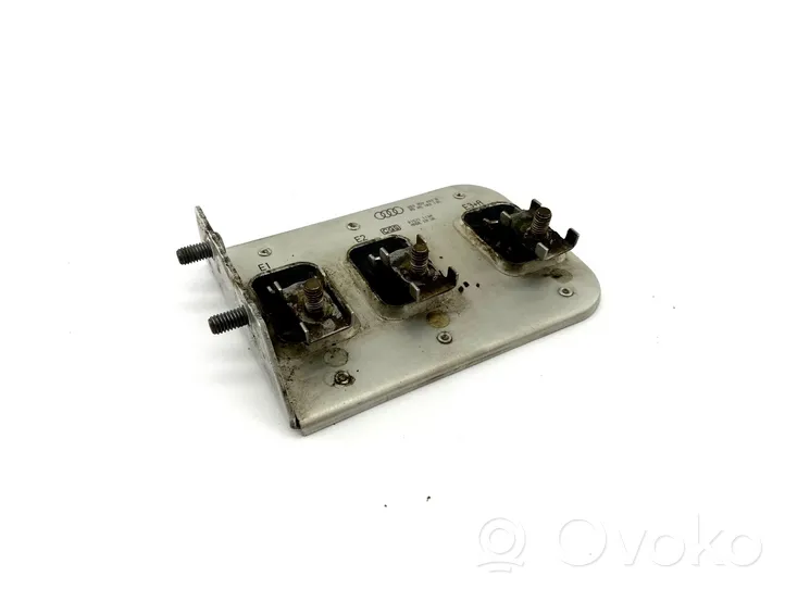 Audi A6 S6 C5 4B Coolant fan relay 8D0959493A