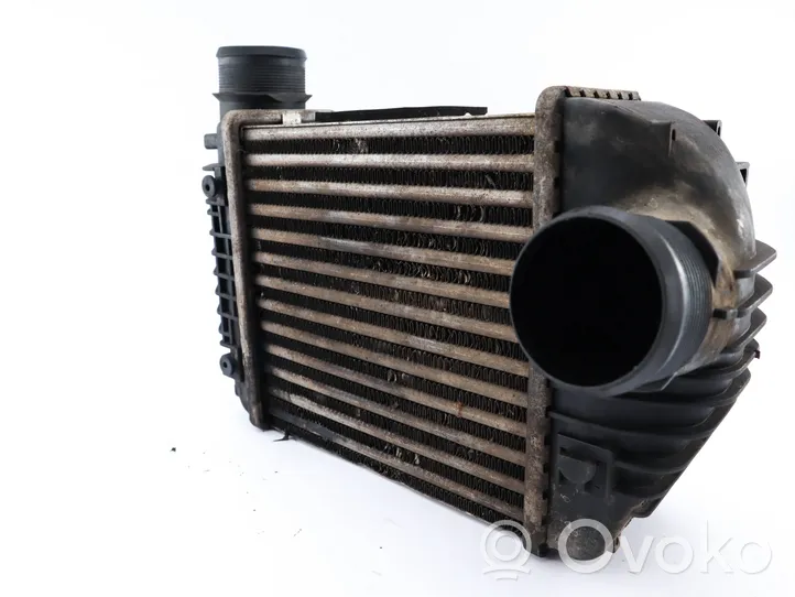 Audi A6 Allroad C6 Chłodnica powietrza doładowującego / Intercooler 4F0145806R