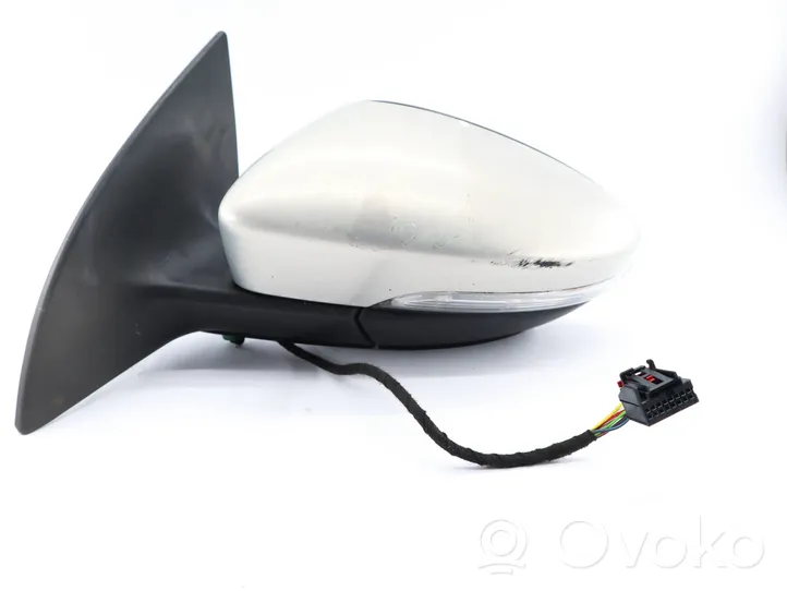 Volkswagen PASSAT CC Front door electric wing mirror 3C8857933A