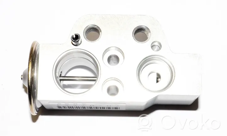 Volkswagen Polo Air conditioning (A/C) expansion valve 6q0820679a