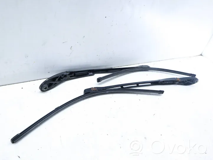 Audi A8 S8 D3 4E Front wiper blade arm 4E1955408B