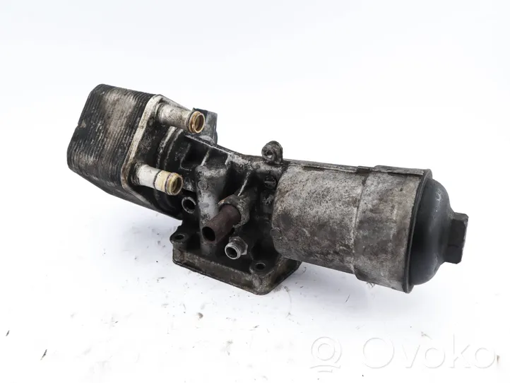 Volkswagen PASSAT CC Supporto di montaggio del filtro dell’olio 045115389H