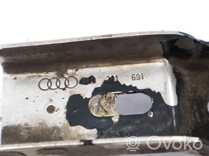 Audi A8 S8 D3 4E Staffa di fissaggio del serbatoio del carburante 4E0201691