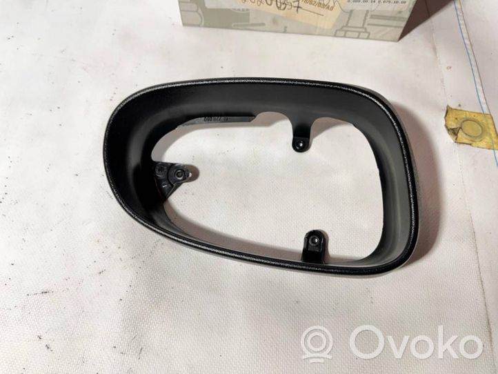 Mercedes-Benz A W168 Coque de rétroviseur A1688110221