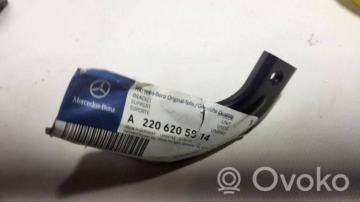 Mercedes-Benz E W210 Staffa faro/fanale A2206205814