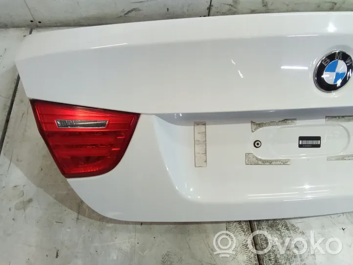 BMW 3 E90 E91 Takaluukun/tavaratilan kansi 