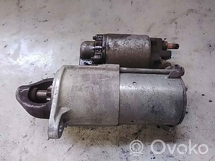 Opel Zafira B Starter motor 55556892