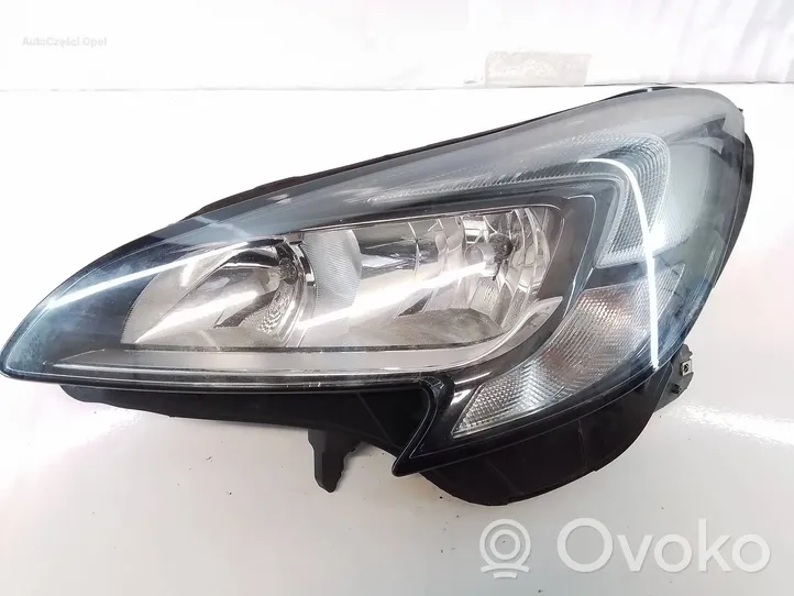 Opel Corsa E Phare frontale 13381345